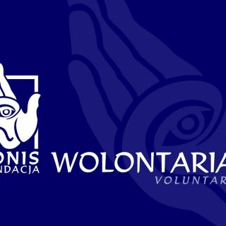 Logo Fundacji FONIS z podpisem wolontariat