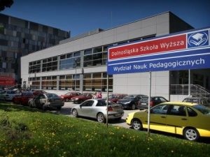 dsw 300x225 - Język i kultura Głuchych