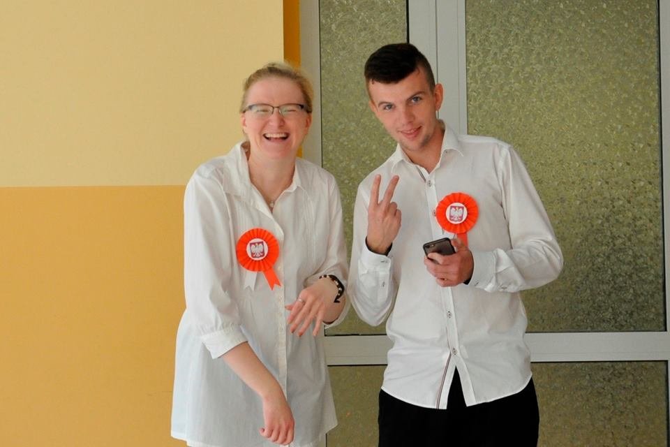 Niepodległość trudne słowo6 - Śpiewamy i migamy dla Niepodległej