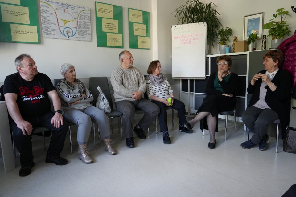 O profilaktyce uzaleznien dla seniorow 1 - O profilaktyce uzależnień dla seniorów